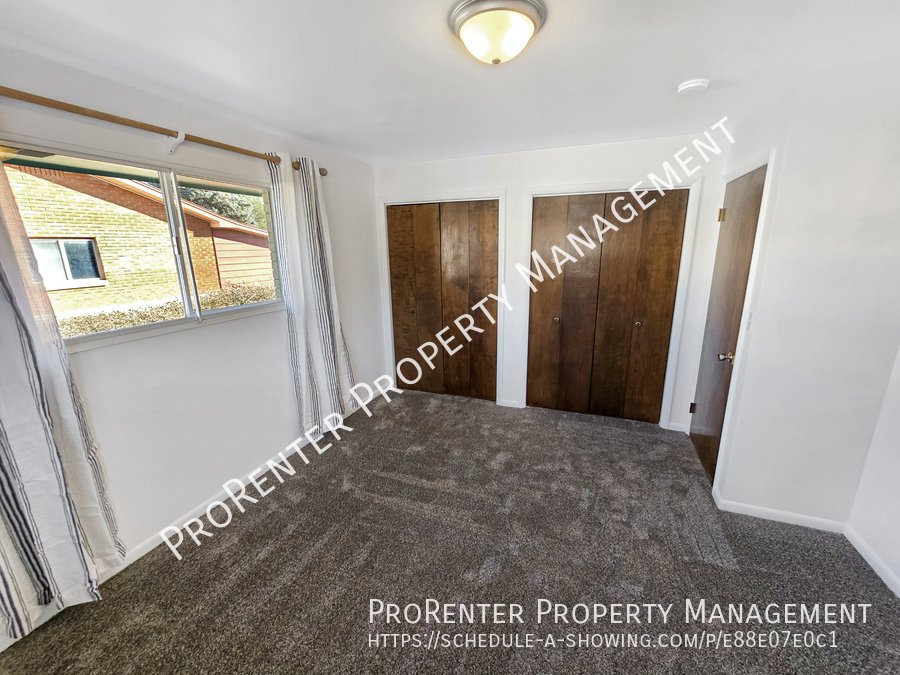 Spacious 4 Bed, 3 Bath Clinton Home property image