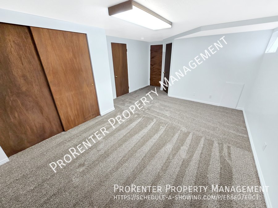 Spacious 4 Bed, 3 Bath Clinton Home property image