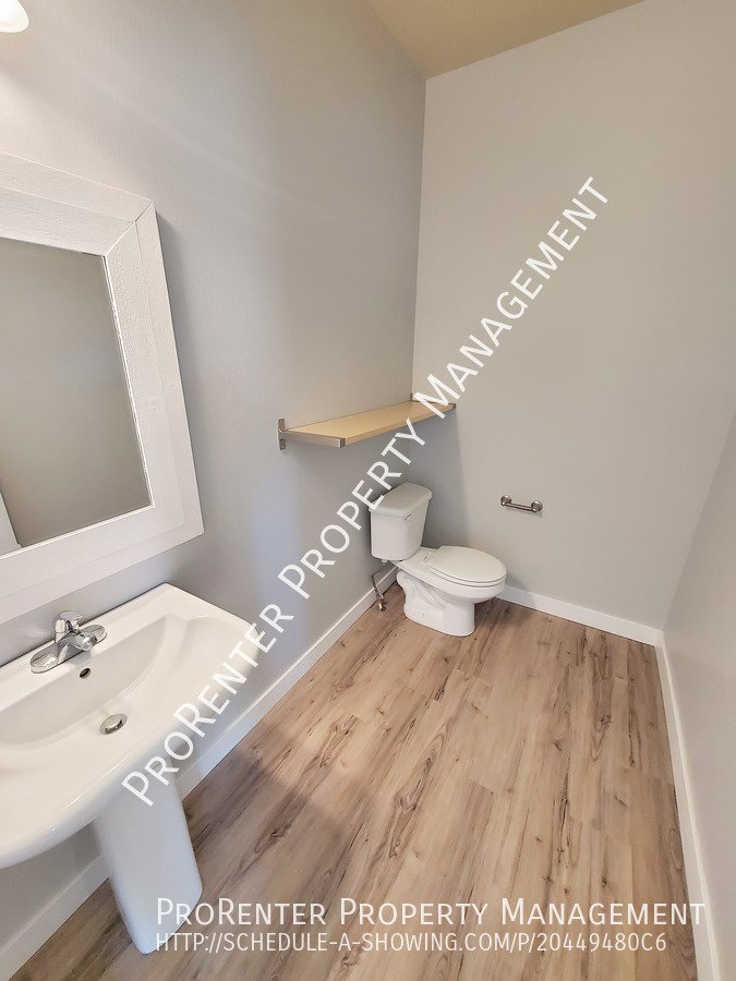 Two Story 3 Bed, 2.5 Centerville Home property image