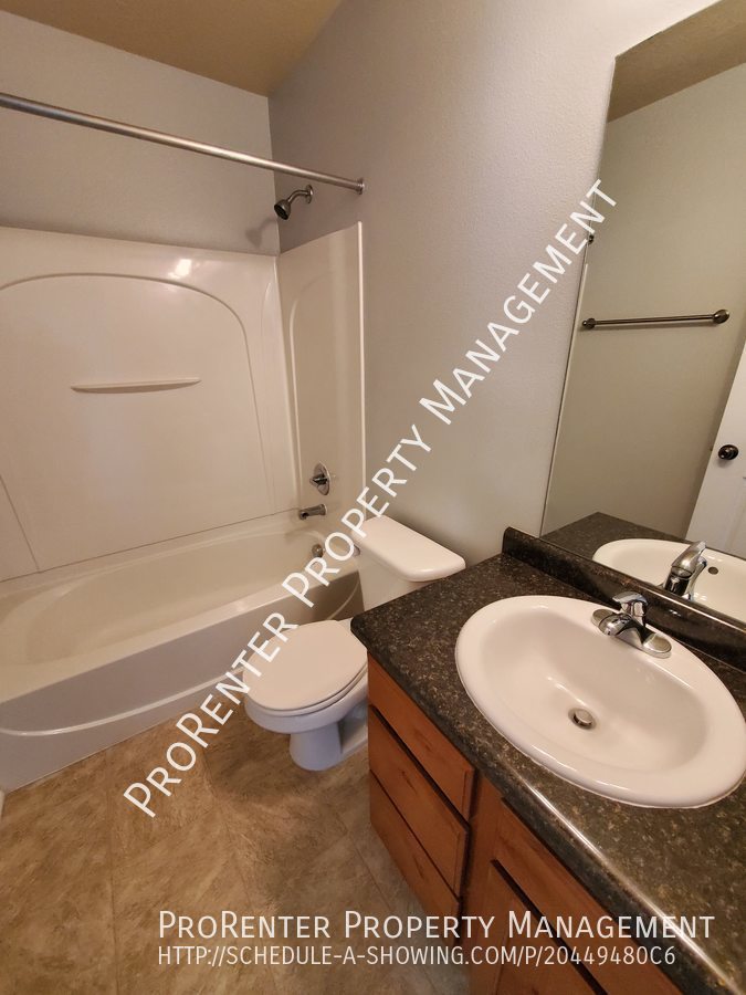 Two Story 3 Bed, 2.5 Centerville Home property image