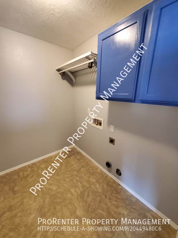 Two Story 3 Bed, 2.5 Centerville Home property image