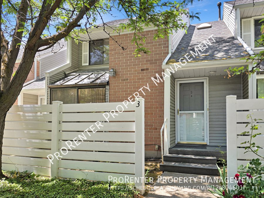 Updated 3 Bed, 2.5 Bath Midvale Townhome property image