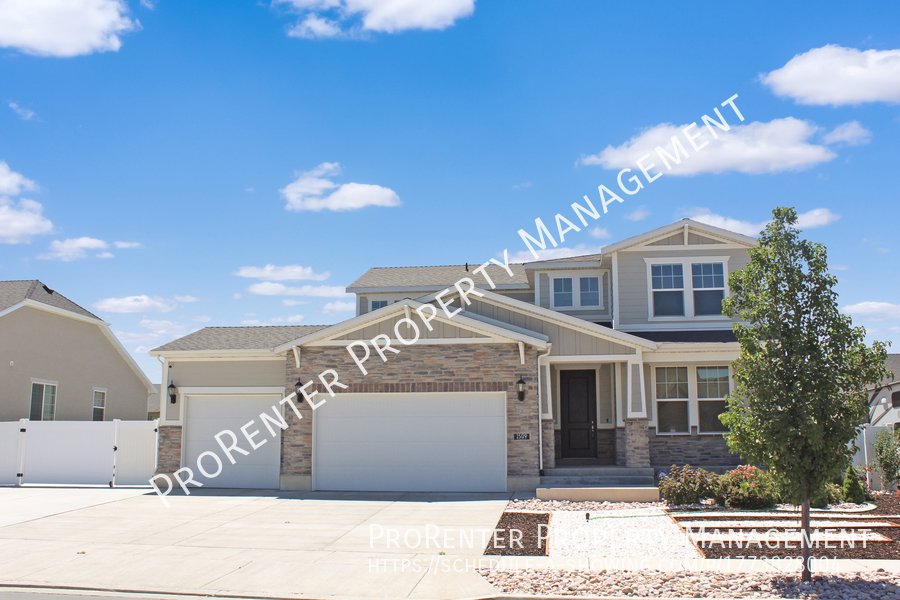 Like New 5 Bed, 3.5 Bath Syracuse Home property image