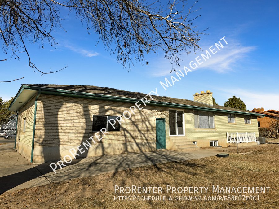 Spacious 4 Bed, 3 Bath Clinton Home property image