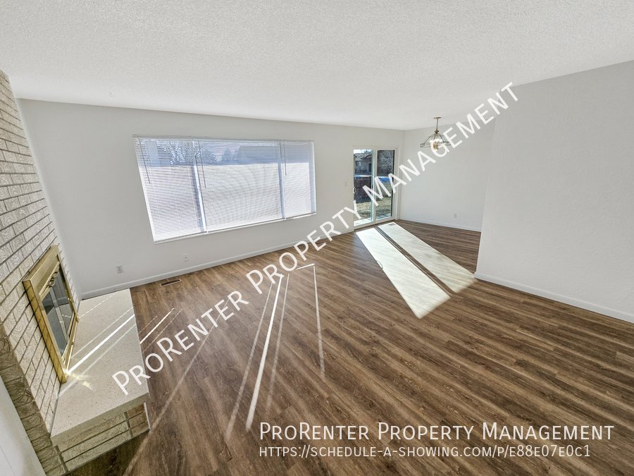 Spacious 4 Bed, 3 Bath Clinton Home property image