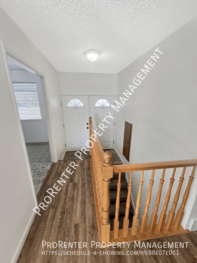 Spacious 4 Bed, 3 Bath Clinton Home property image